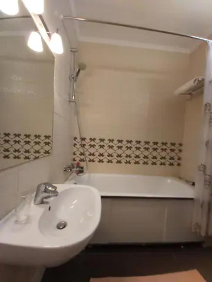 Lux Apartment, Liko Grad Kijów Zewnętrze zdjęcie